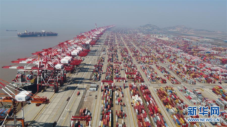 (新華全媒頭條·兩會(huì)精神看落實(shí)·圖文互動(dòng))(9)培育新機(jī) 開辟新局——落實(shí)全國兩會(huì)精神激發(fā)經(jīng)濟(jì)發(fā)展新動(dòng)能述評(píng)