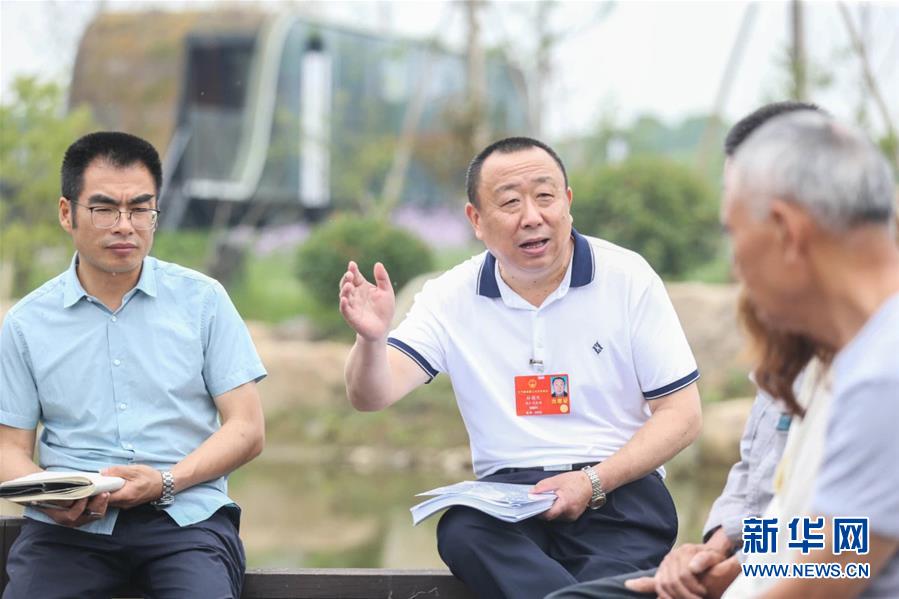 （新華全媒頭條&middot;兩會精神看落實&middot;圖文互動）（2）整體謀劃、系統(tǒng)升級、全面提升&mdash;&mdash;落實全國兩會精神織牢織密公共衛(wèi)生防護網(wǎng)