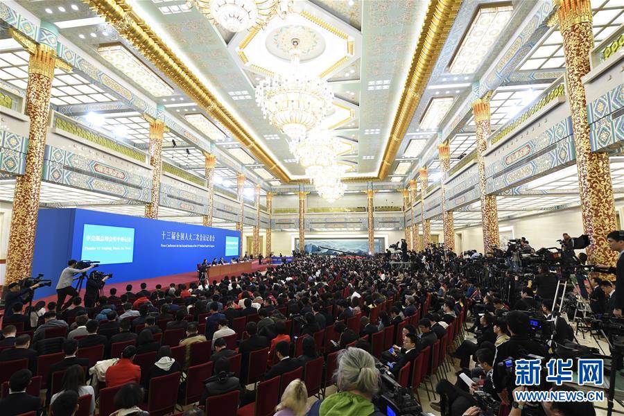 （兩會&middot;XHDW）（20）李克強(qiáng)總理會見中外記者