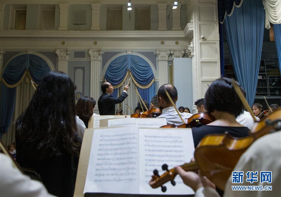 （新華全媒頭條&middot;出訪&middot;側(cè)記&middot;圖文互動(dòng)）（3）你好老朋友！開(kāi)啟新時(shí)代！&mdash;&mdash;習(xí)近平主席和普京總統(tǒng)引領(lǐng)中俄全面戰(zhàn)略協(xié)作伙伴關(guān)系邁入新時(shí)代