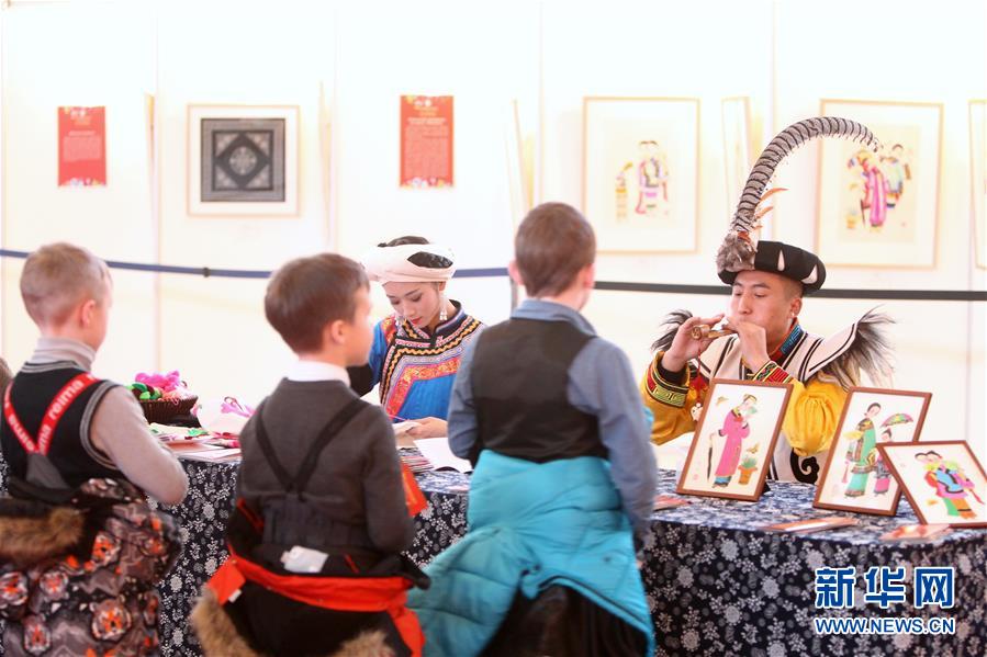 （新華全媒頭條&middot;出訪&middot;側(cè)記&middot;圖文互動(dòng)）（4）你好老朋友！開(kāi)啟新時(shí)代！&mdash;&mdash;習(xí)近平主席和普京總統(tǒng)引領(lǐng)中俄全面戰(zhàn)略協(xié)作伙伴關(guān)系邁入新時(shí)代