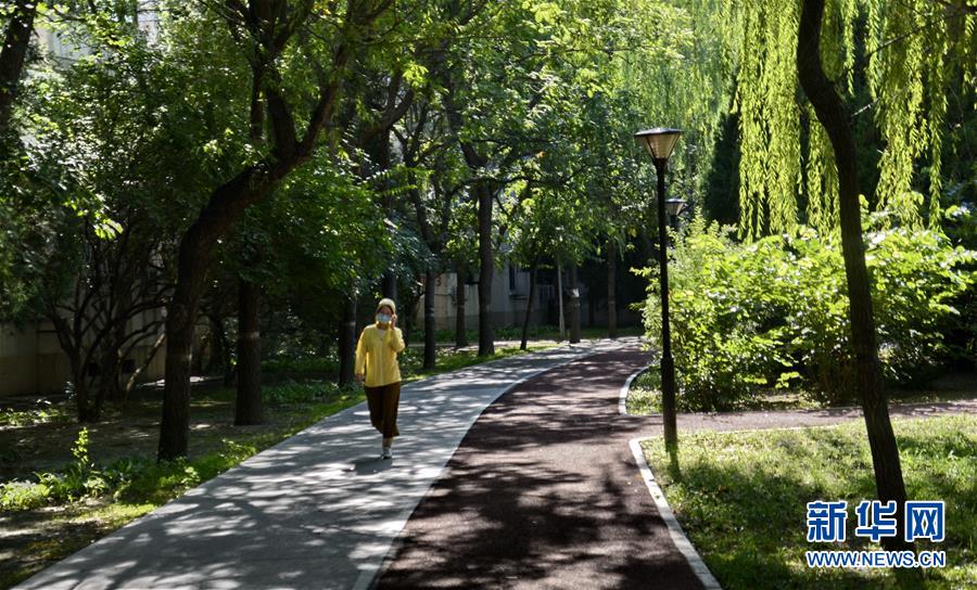 （總書記推動(dòng)的改革身邊事&middot;文化改革篇）（3）特寫：&ldquo;生活便利了，環(huán)境變美了，人也舒心了&rdquo; &mdash;&mdash;感受基層文明實(shí)踐站里的惠民服務(wù)