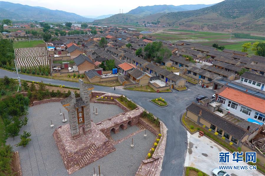 (習(xí)近平的小康故事·新華網(wǎng)·圖文互動(dòng))(3) “讓全體人民住有所居”——習(xí)近平和百姓安居的故事