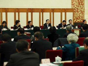 十二屆全國(guó)人大常委會(huì)第二十五次會(huì)議舉行聯(lián)組會(huì)議