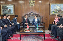 杜青林率中共代表團(tuán)訪(fǎng)問(wèn)巴西