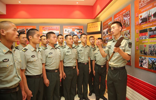 &ldquo;大功三連&rdquo;指導(dǎo)員王金龍：矢志強(qiáng)軍的&ldquo;播火者&rdquo;