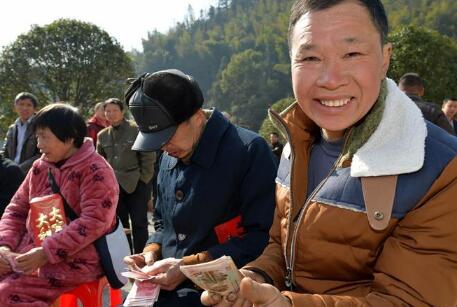 &ldquo;脫貧后，我們分紅了！&rdquo;