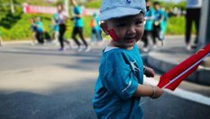 萌娃&ldquo;奔跑&rdquo;迎接人生第一場馬拉松