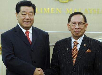 賈慶林會(huì)見(jiàn)馬來(lái)西亞上議院議長(zhǎng)