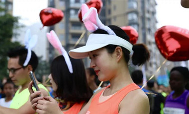 影像馬拉松②|馬拉松影像這門生意：向著&ldquo;朝陽(yáng)&rdquo;奔跑