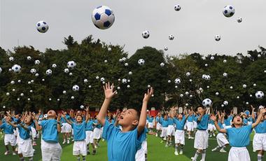 到校園去！國(guó)產(chǎn)體育品牌的&ldquo;市場(chǎng)下沉&rdquo;之路走得順暢嗎？