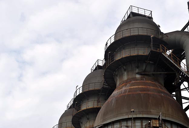 堅持以環(huán)保為前提，做到不環(huán)保不生產。