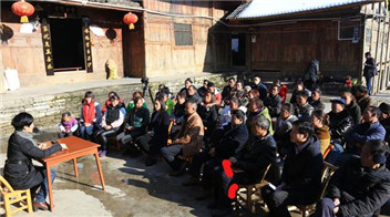 向紅林 ：既要做好精準(zhǔn)脫貧，也要全力推動鄉(xiāng)村振興