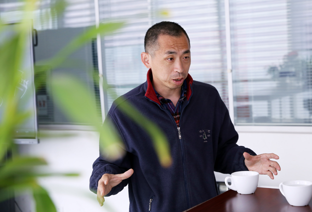 數(shù)據(jù)量大，涉及到全球八個(gè)不同地方的望遠(yuǎn)鏡