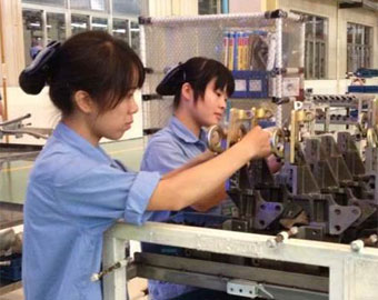 見過發(fā)動機是如何裝配的嗎？