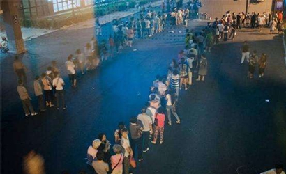 大醫(yī)院人滿為患，社區(qū)醫(yī)院門可羅雀怎么破？