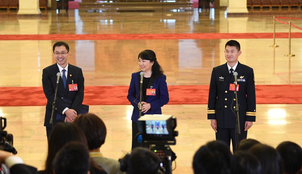 孟祥飛、李媛、曹先建接受采訪