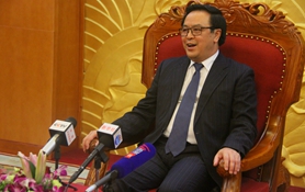 專訪：愿中國人民在中共領(lǐng)導(dǎo)下取得更多成就&mdash;&mdash;訪越共中央委員、中央對(duì)外部部長黃平君