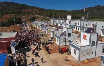 書寫脫貧攻堅(jiān)新答卷&mdash;&mdash;我國五年來經(jīng)濟(jì)社會發(fā)展成就巡禮