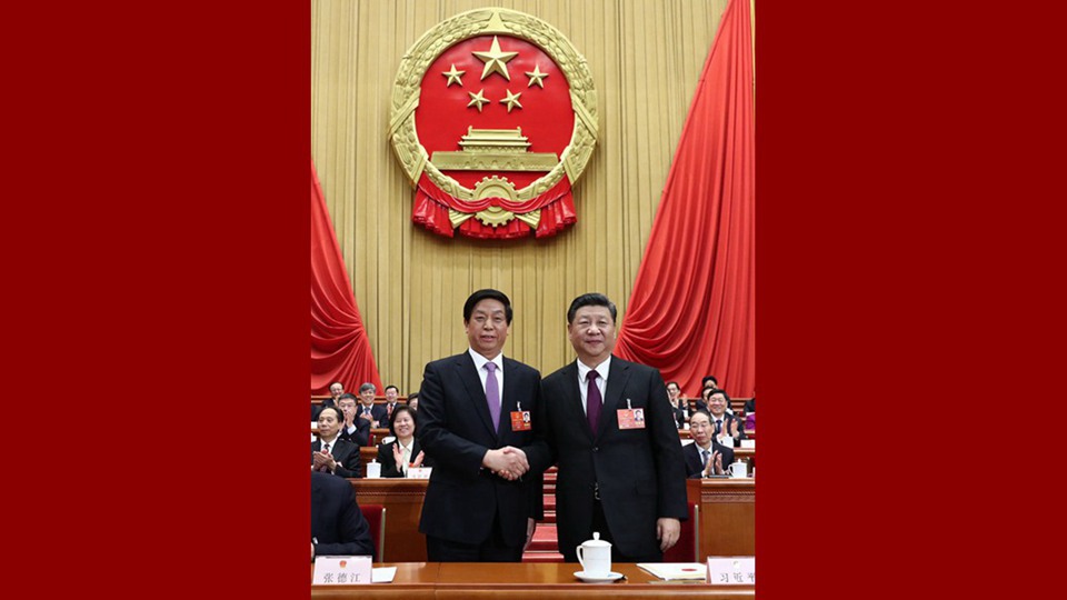 習(xí)近平當(dāng)選國家主席、中央軍委主席