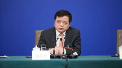 全國(guó)政協(xié)常委、全國(guó)工商聯(lián)副主席、正泰集團(tuán)董事長(zhǎng) 南存輝