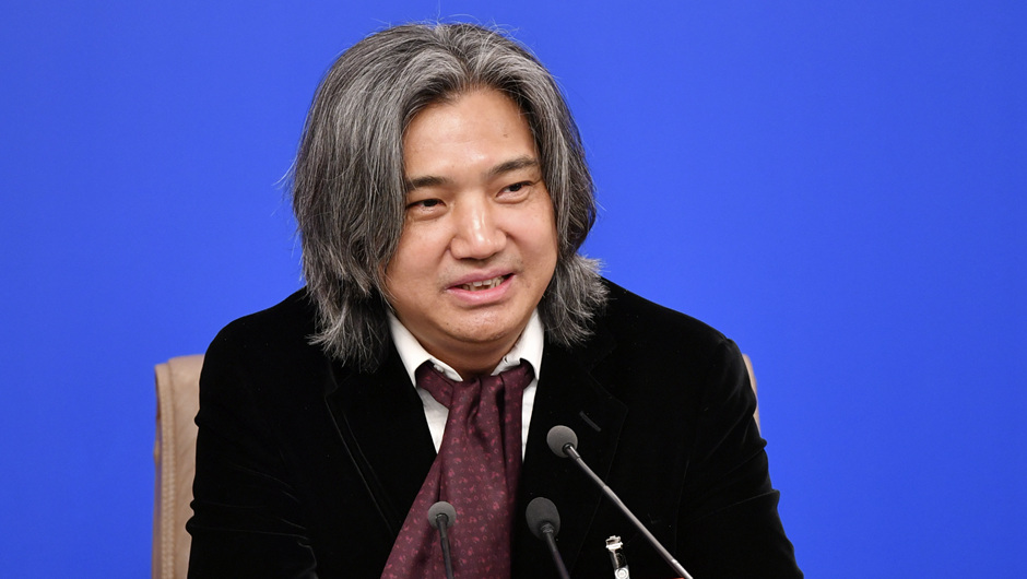 全國(guó)政協(xié)常委、文化文史和學(xué)習(xí)委員會(huì)委員，中國(guó)美術(shù)館館長(zhǎng)，中國(guó)美術(shù)家協(xié)會(huì)副主席 吳為山