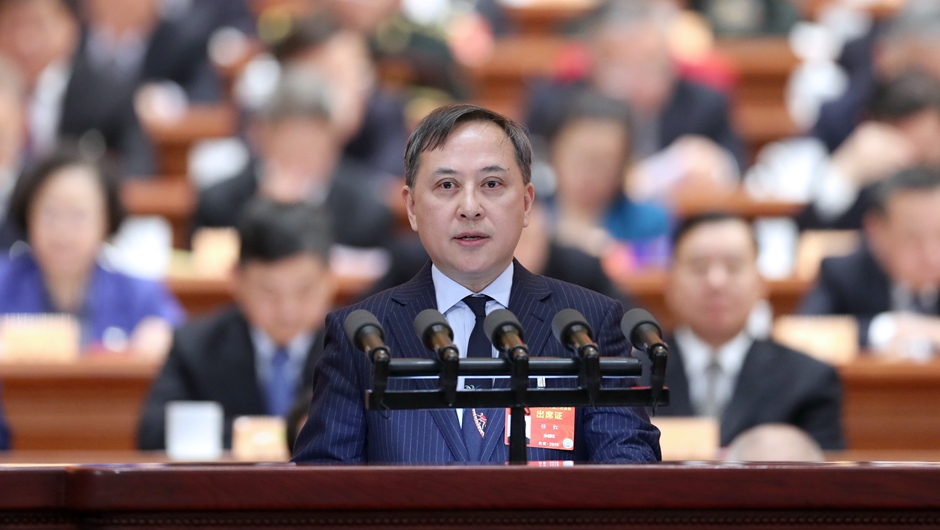 重慶醫(yī)科大學(xué)附屬第二醫(yī)院院長，重慶黨外知識分子聯(lián)誼會副會長 任紅