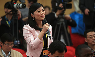 中評(píng)社、中評(píng)網(wǎng)記者提問