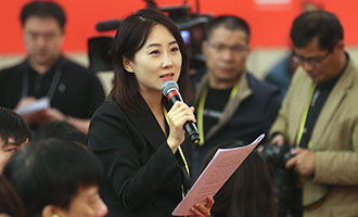 鳳凰衛(wèi)視、鳳凰網(wǎng)記者提問