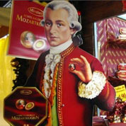 出國(guó)旅游帶什么禮物？