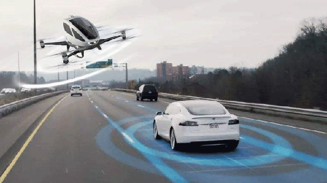 無人機(jī)無人車 你敢坐嗎？