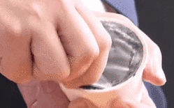 味同嚼鐵？ 日本&ldquo;鐵味&rdquo;冰淇淋面世