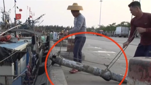 水下有&ldquo;魚(yú)&rdquo;：漁民撈獲不明物體 竟是境外間諜竊密裝置