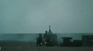 震撼！新型火炮參與實彈射擊演練