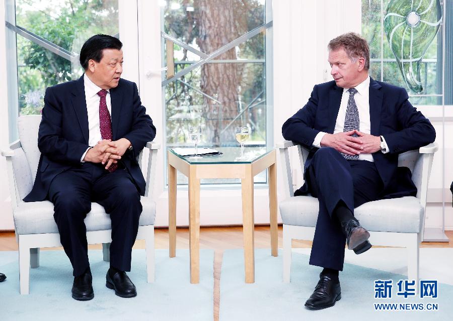 6月12日，中共中央政治局常委、中央書記處書記劉云山在赫爾辛基會(huì)見(jiàn)芬蘭總統(tǒng)尼尼斯特。 新華社記者姚大偉攝 