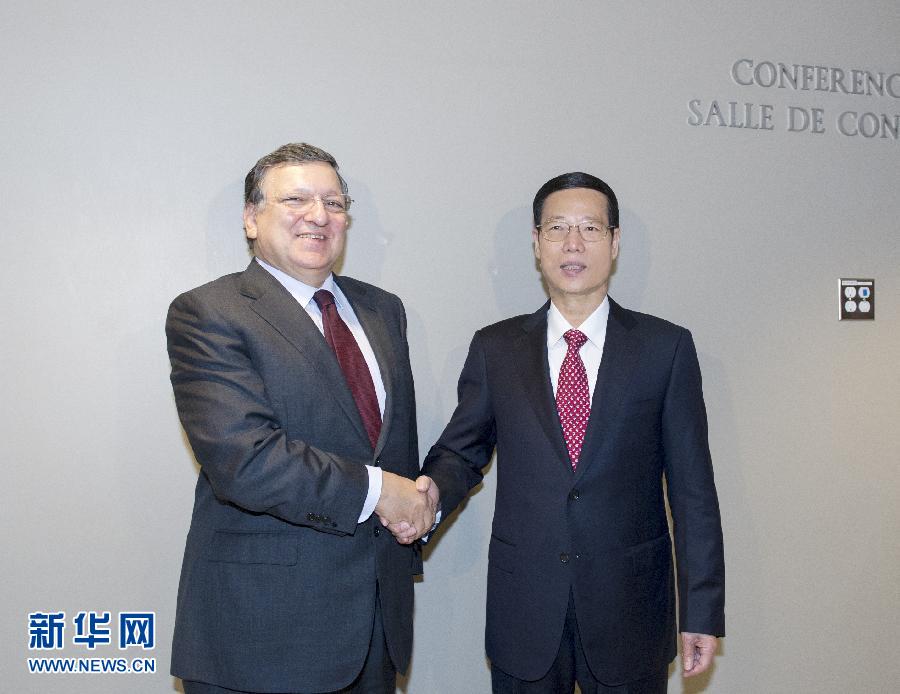 9月23日，正在紐約出席聯(lián)合國氣候峰會的國家主席習(xí)近平特使、國務(wù)院副總理張高麗在紐約聯(lián)合國總部會見歐盟委員會主席巴羅佐。新華社記者 王曄 攝 