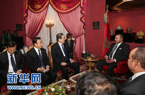 11月4日，中國(guó)全國(guó)政協(xié)主席俞正聲在非斯會(huì)見摩洛哥國(guó)王穆罕默德六世。 新華社記者 劉衛(wèi)兵 攝