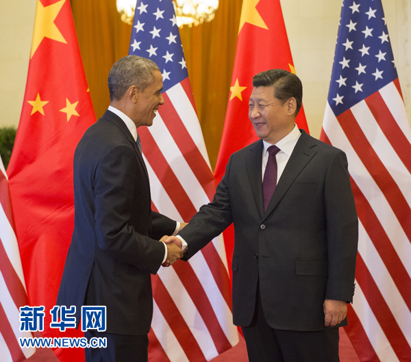 11月12日，國家主席習(xí)近平在北京人民大會堂舉行歡迎儀式，歡迎美國總統(tǒng)奧巴馬對中國進(jìn)行國事訪問。 新華社記者 李學(xué)仁 攝