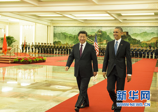 11月12日，國家主席習(xí)近平在北京人民大會堂舉行歡迎儀式，歡迎美國總統(tǒng)奧巴馬對中國進(jìn)行國事訪問。 新華社記者 李學(xué)仁 攝