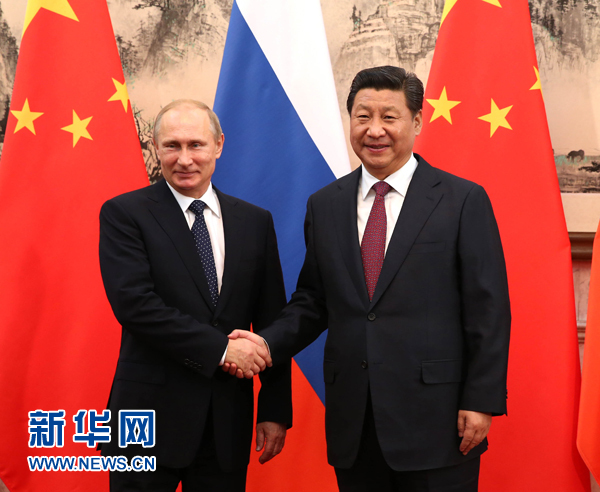 11月9日，國(guó)家主席習(xí)近平在北京釣魚臺(tái)國(guó)賓館會(huì)見(jiàn)俄羅斯總統(tǒng)普京。新華社記者 蘭紅光 攝