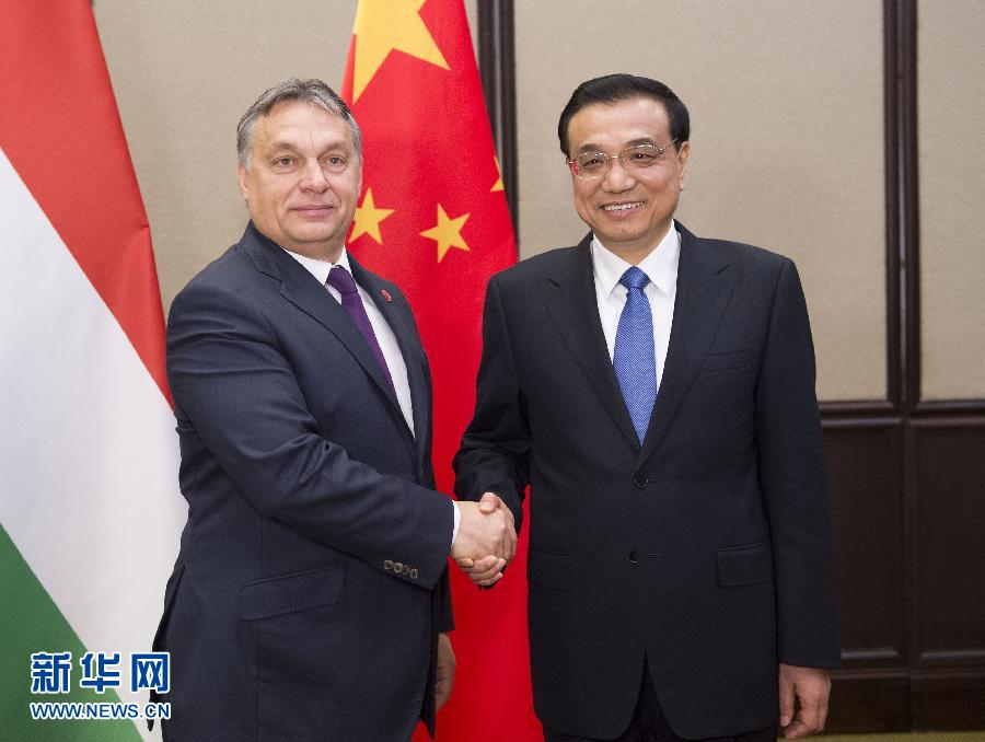 12月17日，中國國務院總理李克強在貝爾格萊德會見匈牙利總理歐爾班。 新華社記者黃敬文攝 