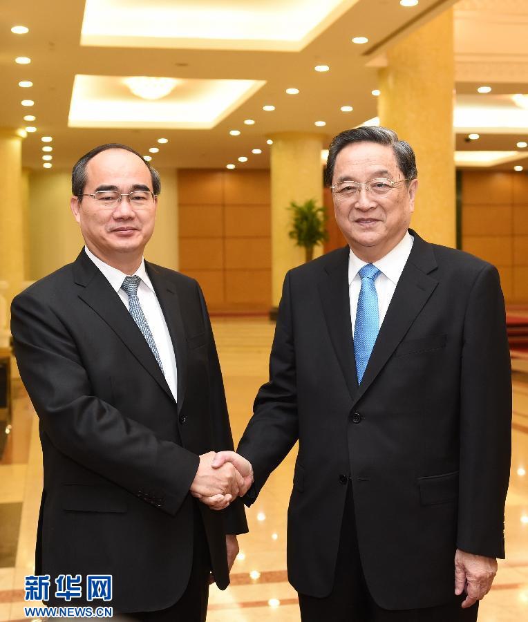 12月25日至27日，中共中央政治局常委、全國(guó)政協(xié)主席俞正聲對(duì)越南進(jìn)行正式訪問(wèn)。這是12月26日，俞正聲在河內(nèi)與越南祖國(guó)陣線主席阮善仁舉行會(huì)談。 新華社記者劉建生攝