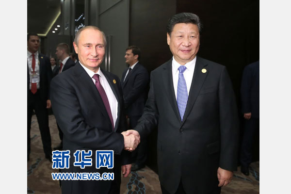 11月15日，國家主席習(xí)近平在土耳其安塔利亞會見俄羅斯總統(tǒng)普京。 新華社記者馬占成攝