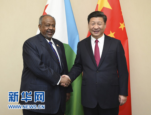 12月3日，國(guó)家主席習(xí)近平在約翰內(nèi)斯堡會(huì)見(jiàn)吉布提總統(tǒng)蓋萊。新華社記者 謝環(huán)馳 攝 

