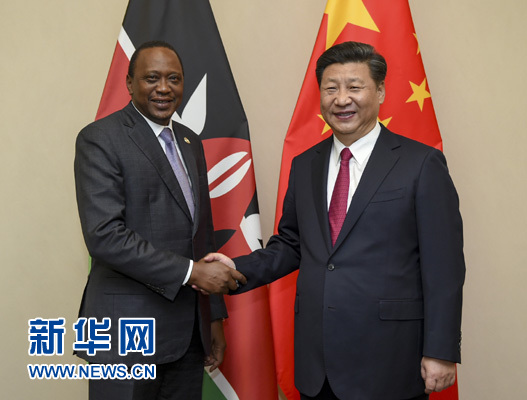 12月3日，國家主席習(xí)近平在約翰內(nèi)斯堡會(huì)見肯尼亞總統(tǒng)肯雅塔。新華社記者 謝環(huán)馳 攝