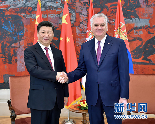 6月18日，國家主席習(xí)近平在貝爾格萊德同塞爾維亞總統(tǒng)尼科利奇舉行會談。 新華社記者 李濤 攝 