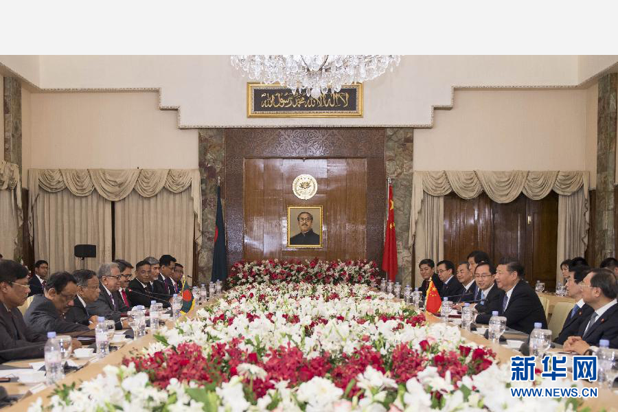 10月14日，國家主席習(xí)近平在達卡會見孟加拉國總統(tǒng)哈米德。新華社記者謝環(huán)馳攝 