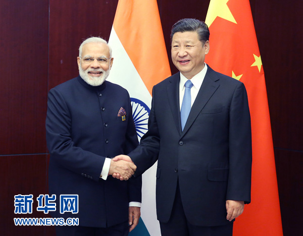 6月9日，國(guó)家主席習(xí)近平在阿斯塔納會(huì)見(jiàn)印度總理莫迪。 新華社記者姚大偉 攝