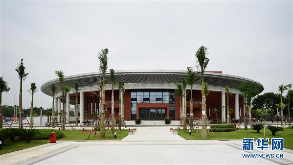 （國際&middot;圖文互動）（2）&ldquo;盡心盡力建好中越友誼精品工程！&rdquo;&mdash;&mdash;越中友誼宮落成記