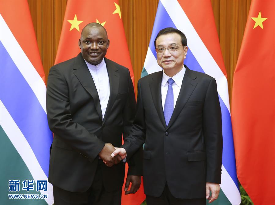 (時(shí)政)李克強(qiáng)會(huì)見岡比亞總統(tǒng)巴羅